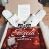 Box regalo personalizado para dama de honor y novia con bata de encaje burdeos zapatillas leds gafas de corazon y dedicatoria